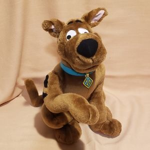 Vintage Cartoon Network Moving Talking Scooby Doo Plush Dog